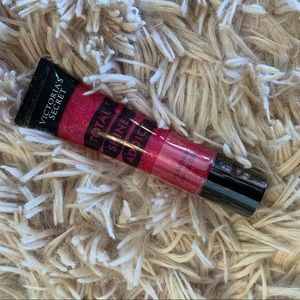 Victoria’s Secret Total Shine Addict Lip Gloss